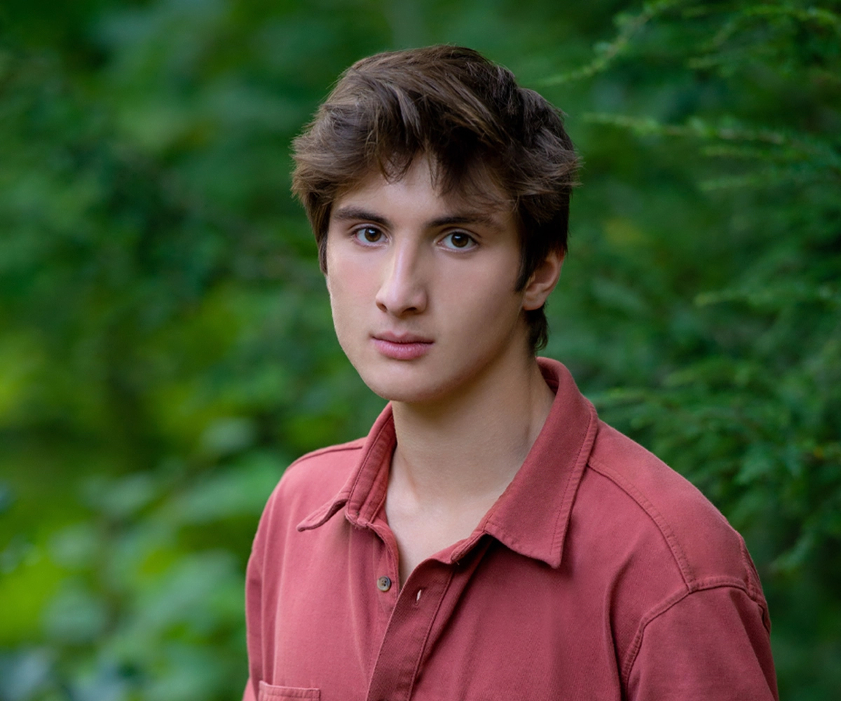 Photo retouching service